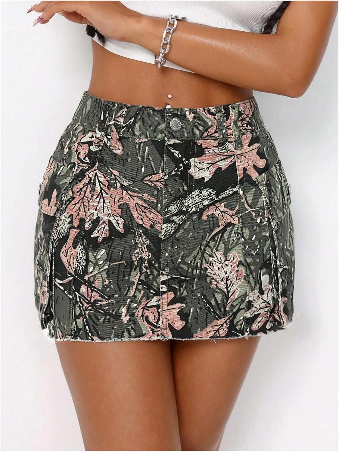 WDIRARA Women's Y2K Low Waist Denim Mini Skirts Bodycon Cargo Skirts with Flap Pockets